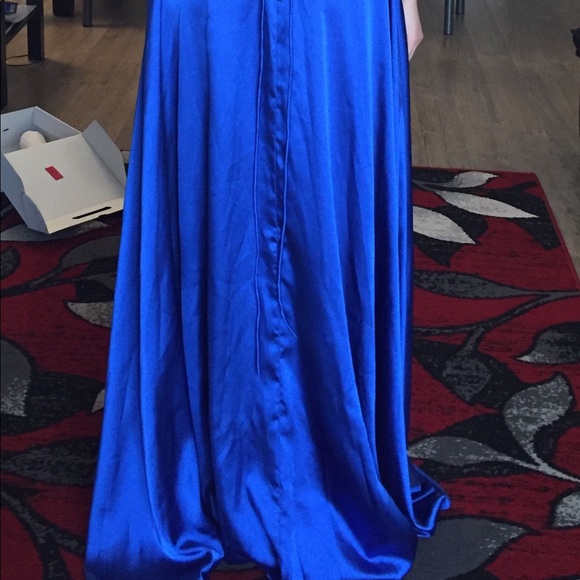Prom dress - Picture 4 of 4